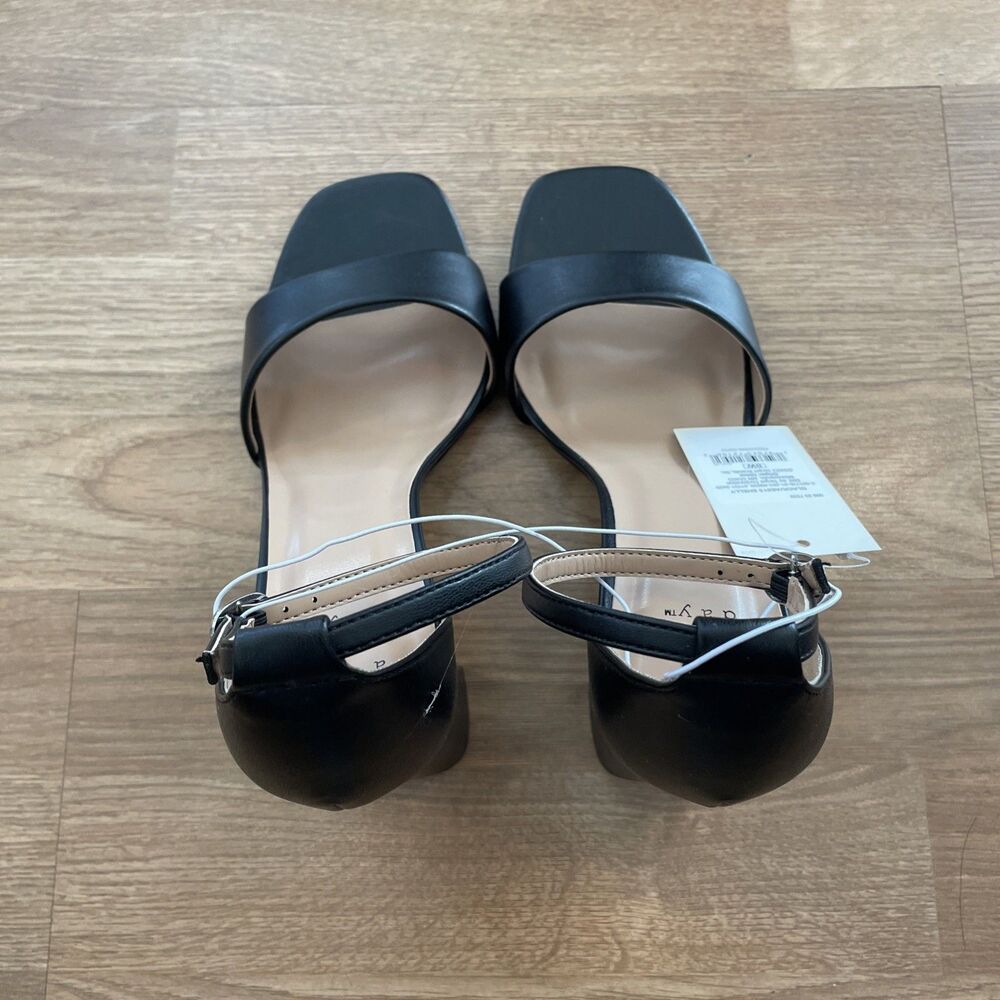 A New Day Shelly Heels Black 8 Wide Women’s Ankle Strap Block Memory Foam NEW - Picture 9 of 16